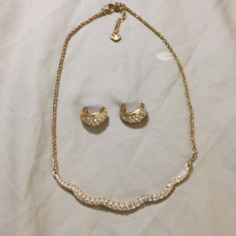 Necklace set